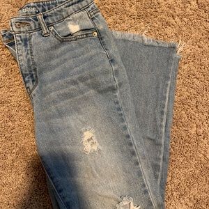 Ripped light wash mom/straight jeans